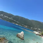 Ravanis Case de vacanță Ágios Pétros